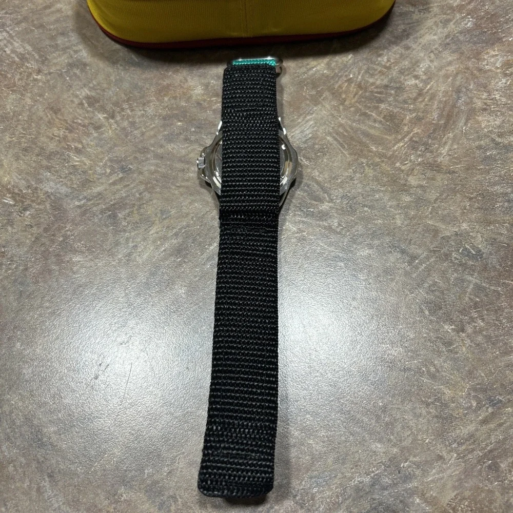 Vintage J&B Rare Scotch Whisky Time Surf Watch Teal Yellow Retro Sport Case